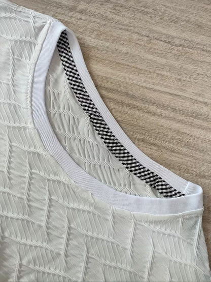 Men’s Luxury Jacquard Short Sleeve T-Shirt – Slim Fit Round Neck, Breathable Fabric for Summer Casual & Daily Wear